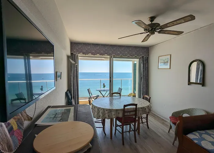 Cozy With Sea View Appartamento